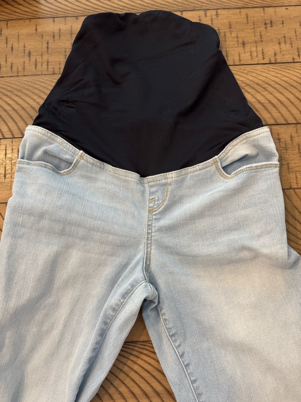 Isabel Maternity by Ingrid & Isabel Light Blue Skinny Jeans with Black Panel